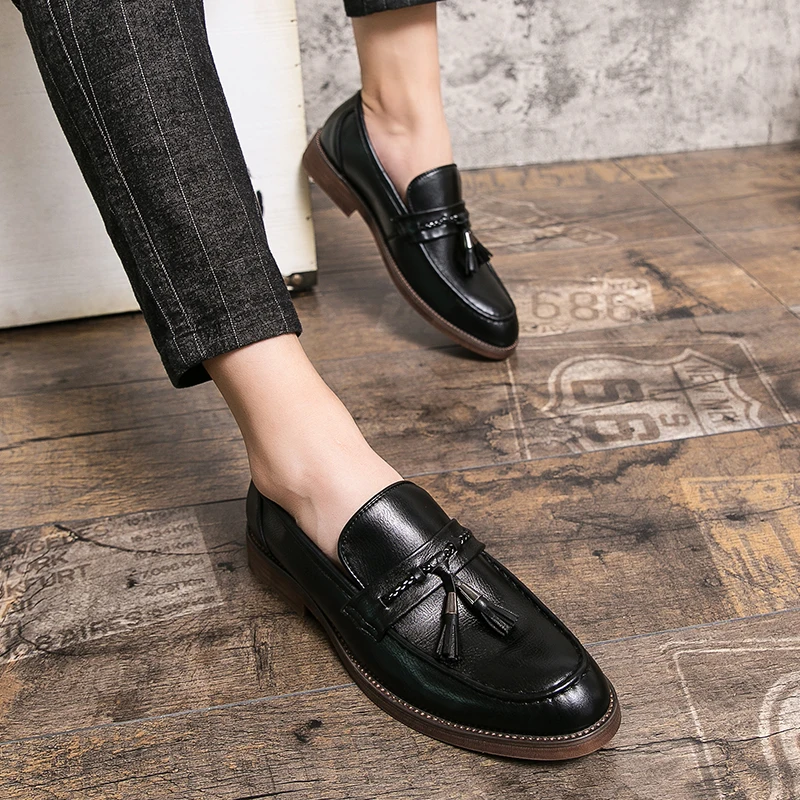 Lusso Italiana Leather Tassel Loafers