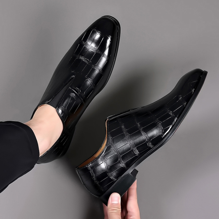 Zapatos de vestir de piel auténtica Valentino